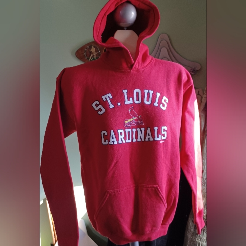 Boys size extra large St Louis Cardinals hoodie sweatshirt by Stitches